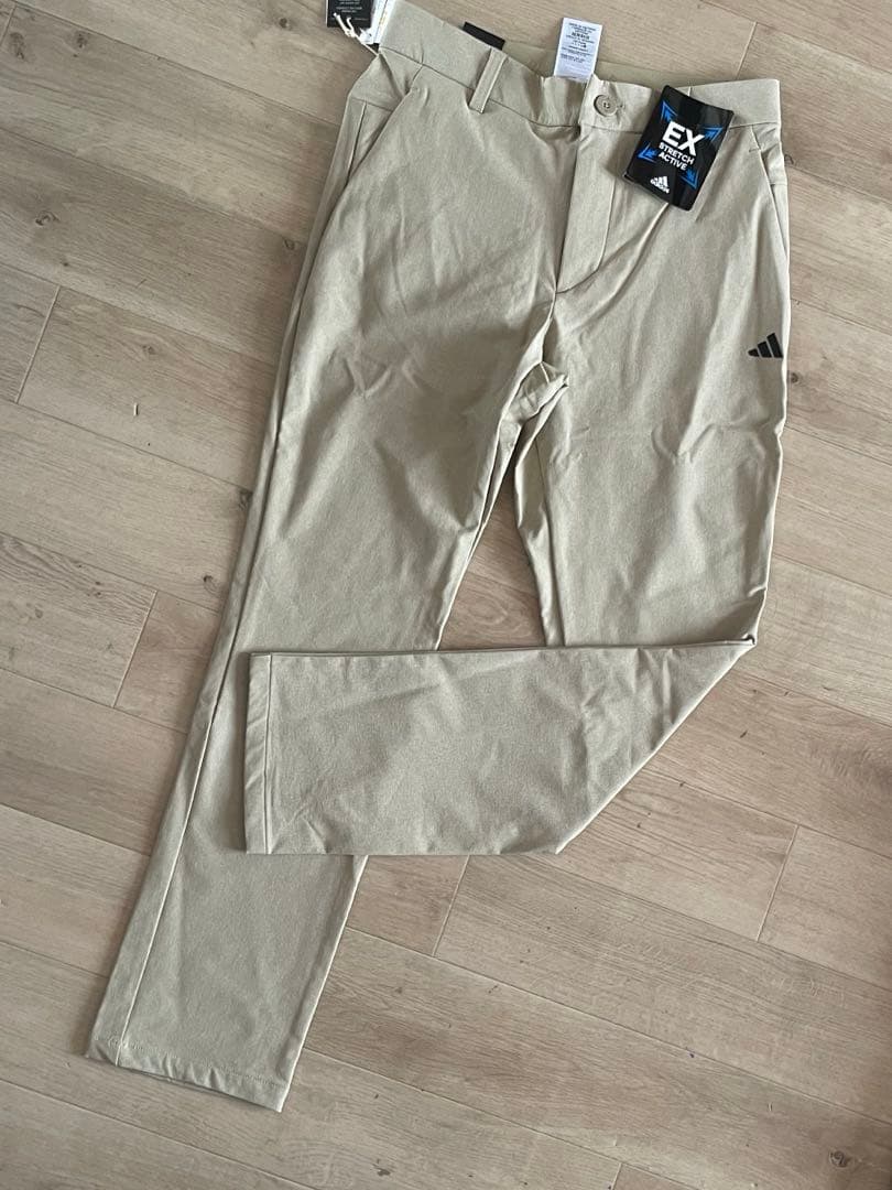 新品　adidas ゴルフパンツ