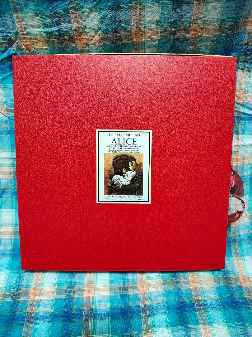 不思議の国のアリス　皿