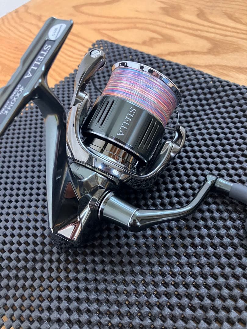 22 ステラ 4000Mスピニングリール シマノ