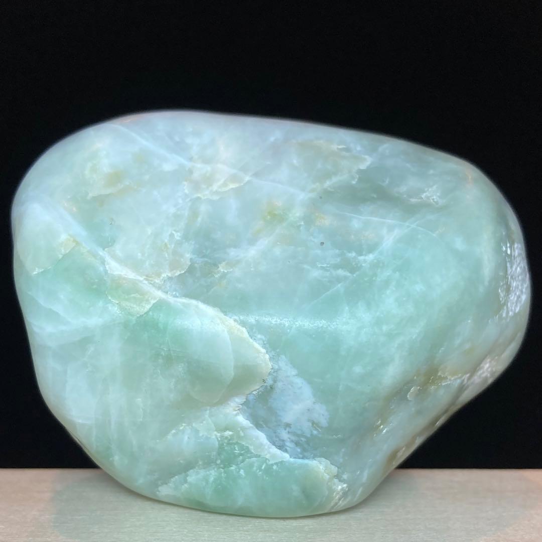 三　【家宝級】糸魚川翡翠　ロウカン質 翡翠　翡翠輝石　原石　223.1ｇ