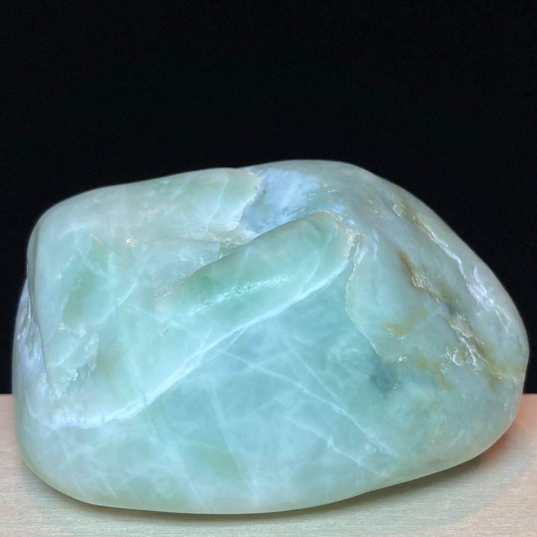 三　【家宝級】糸魚川翡翠　ロウカン質 翡翠　翡翠輝石　原石　223.1ｇ