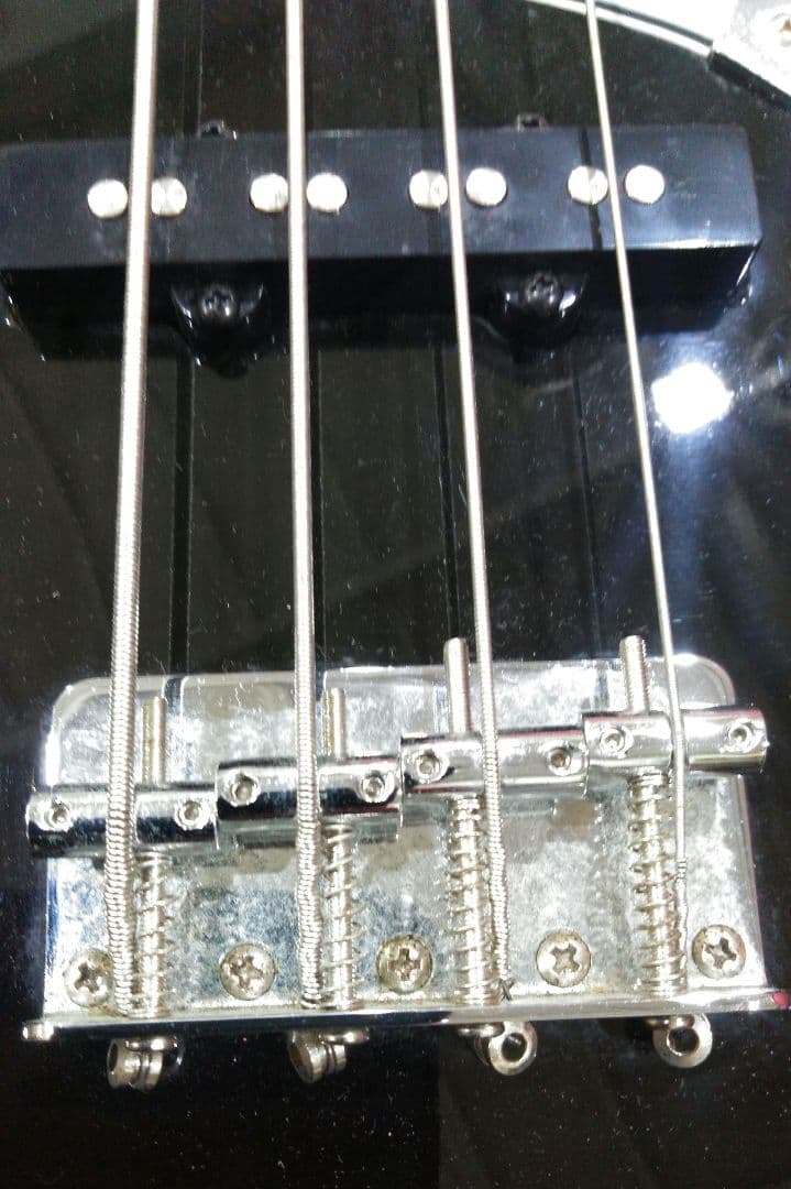 バッカス　Bacchus　ユニバースシリーズ　ベースギター　ケース・おまけ付き