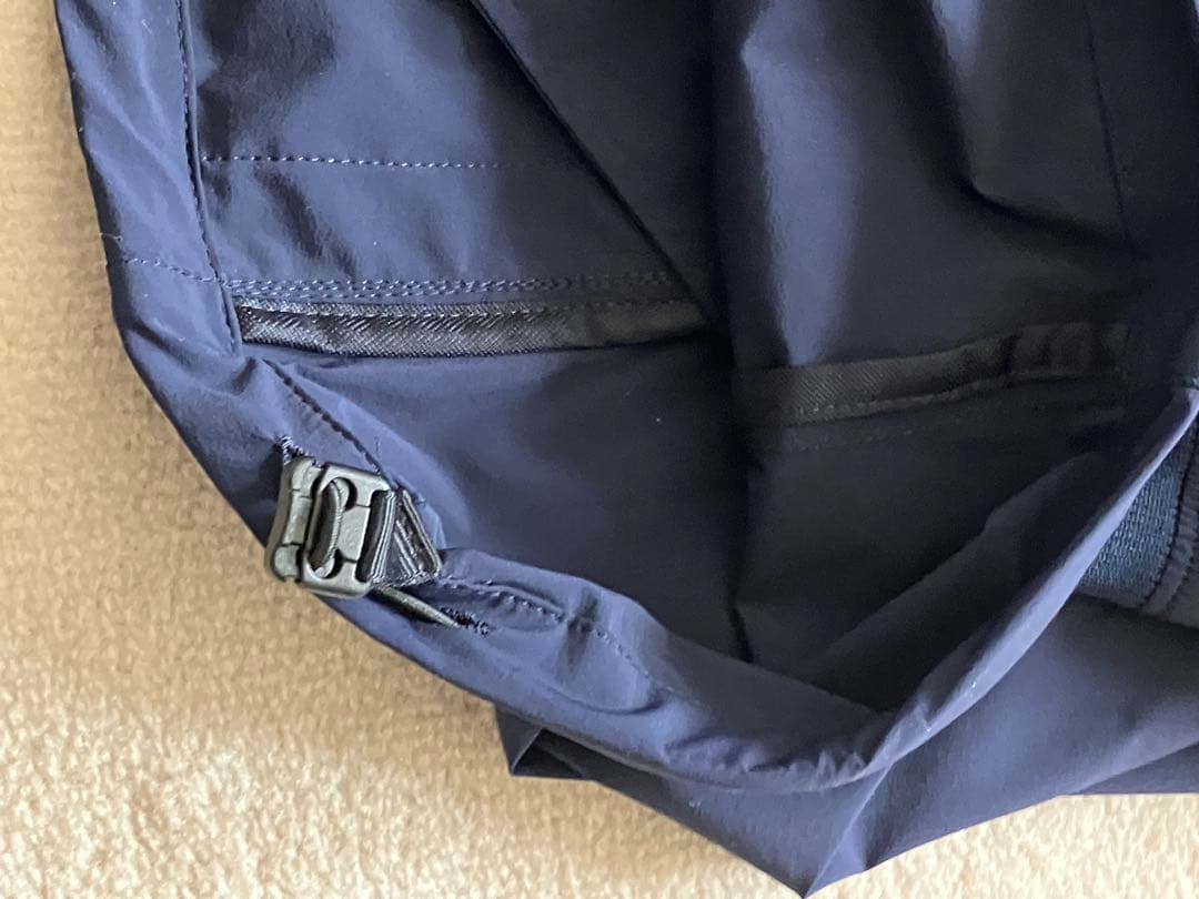 40,700円 ブリーフィング　ポケッタブルウィンドクルーネック　L