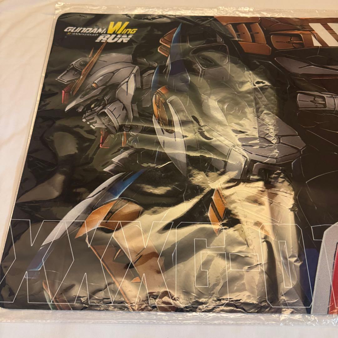 【海外限定】ガンダムウイング　30周年記念限定品　デスクマット