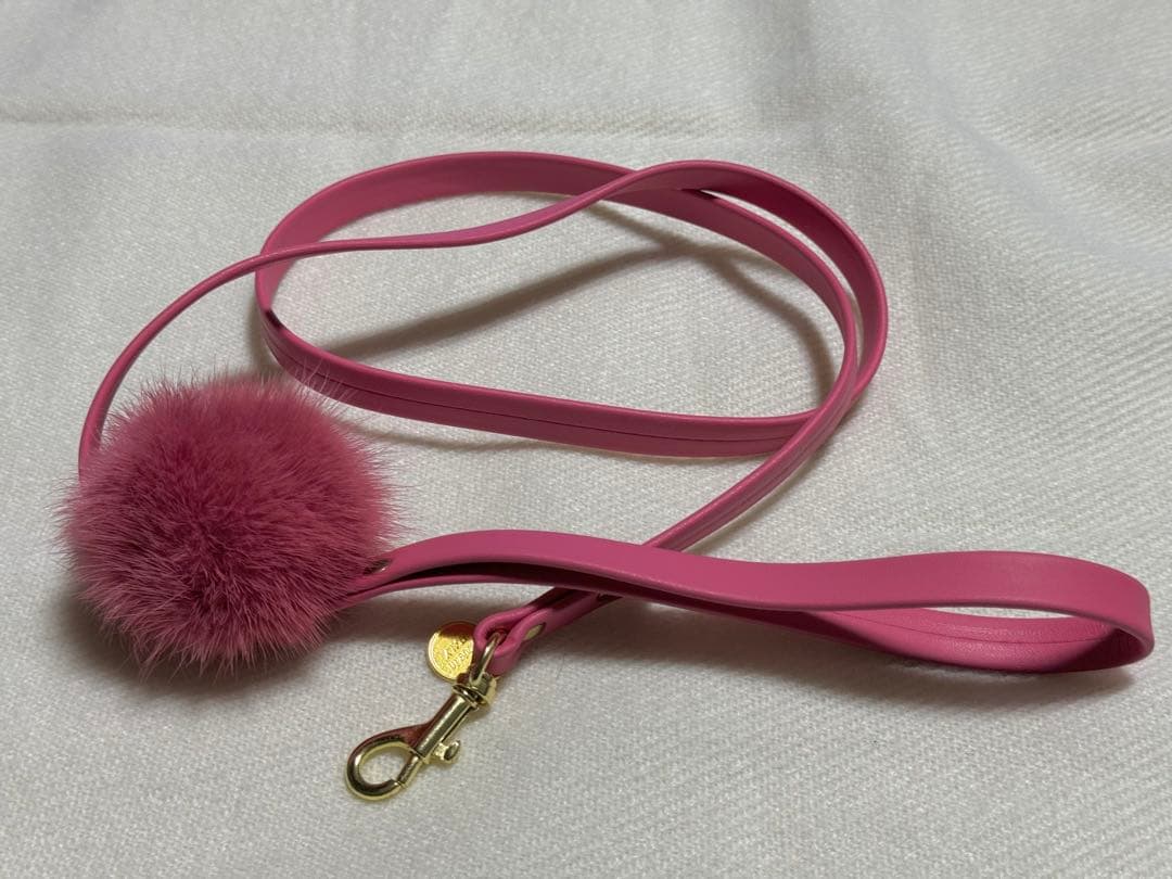 ファーがキュートなイタリア製のハーネス＆リードXXS美品