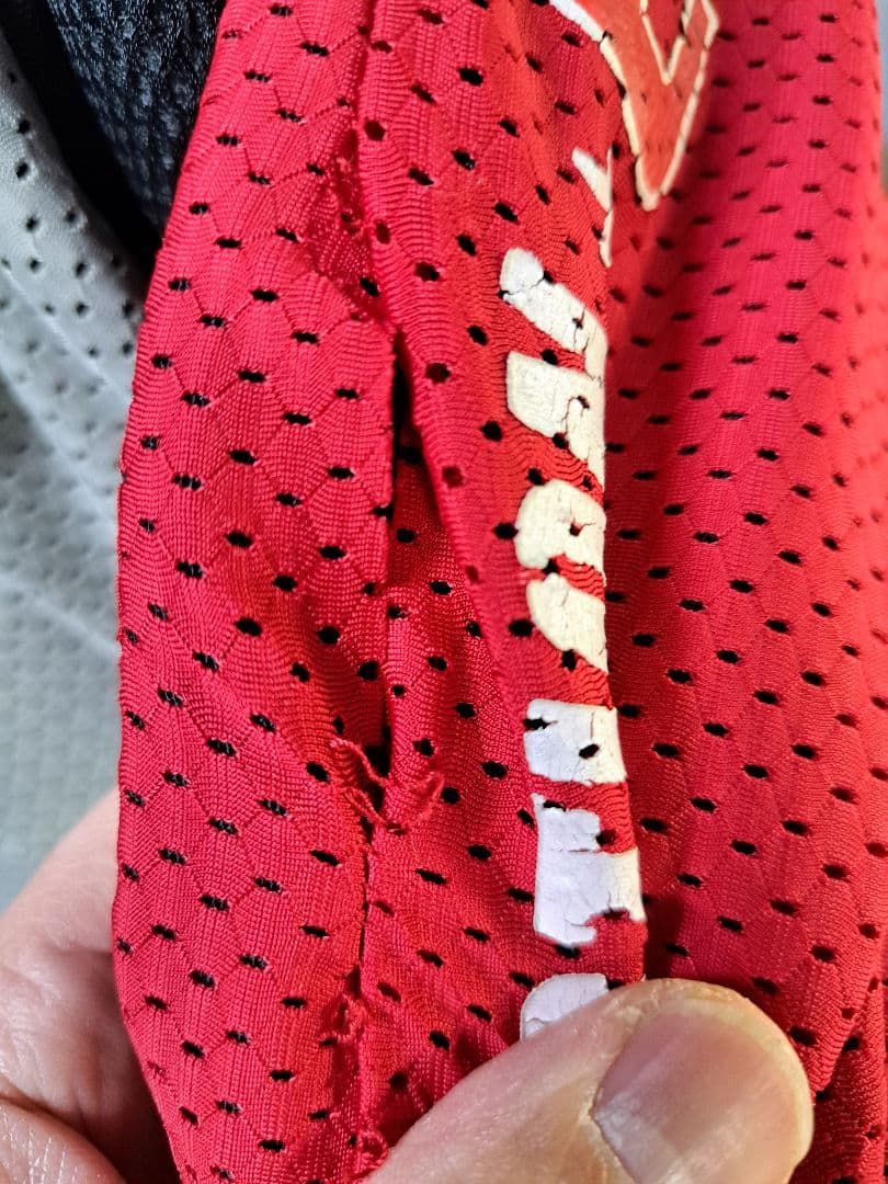 INDUSTY上プロテクター 下ebs Mサイズ 若干腕にほつれあり