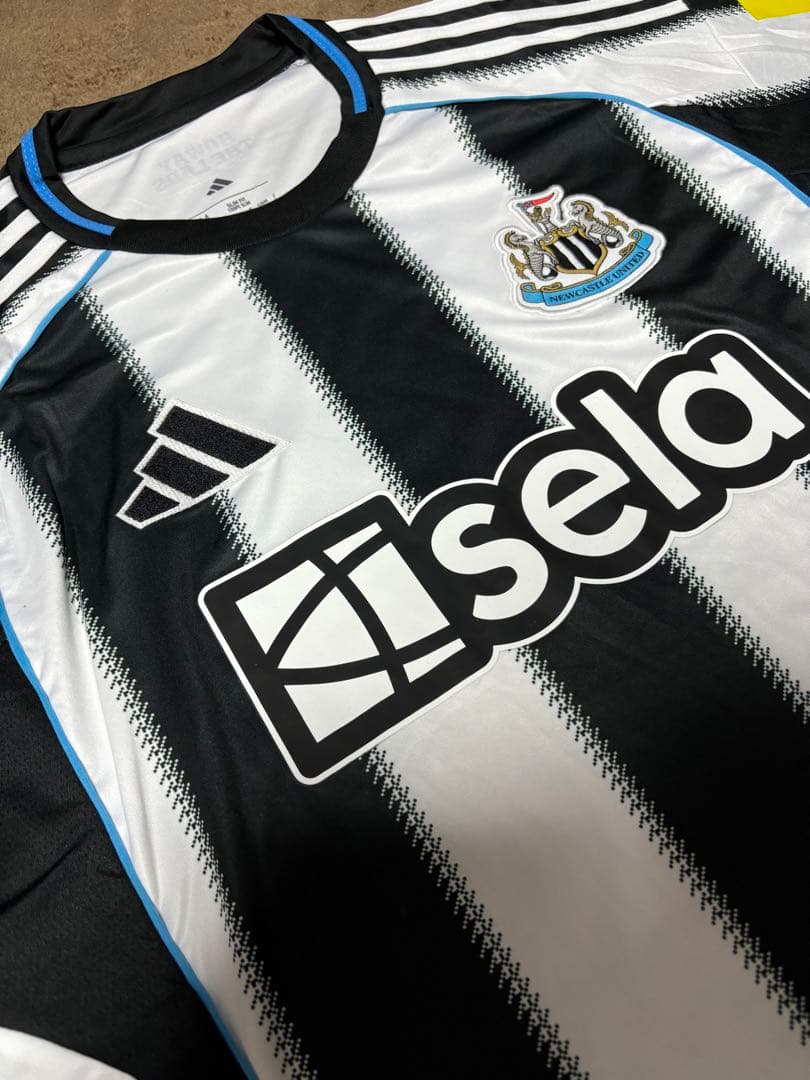 ニューカッスル　ギマランイス　ホーム　ユニフォーム