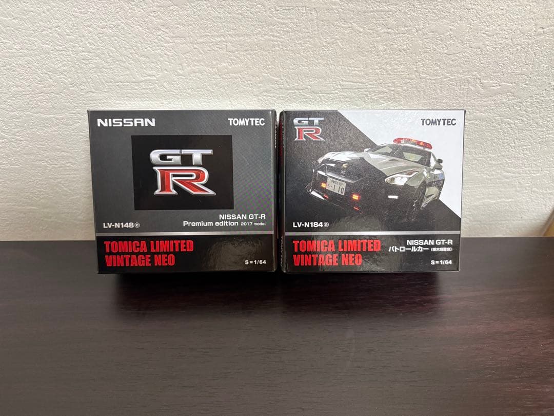 トミカリミテッドヴィンテージNEO NISSAN GT-R パトロールカー
