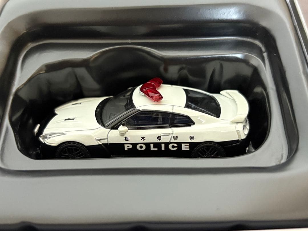 トミカリミテッドヴィンテージNEO NISSAN GT-R パトロールカー