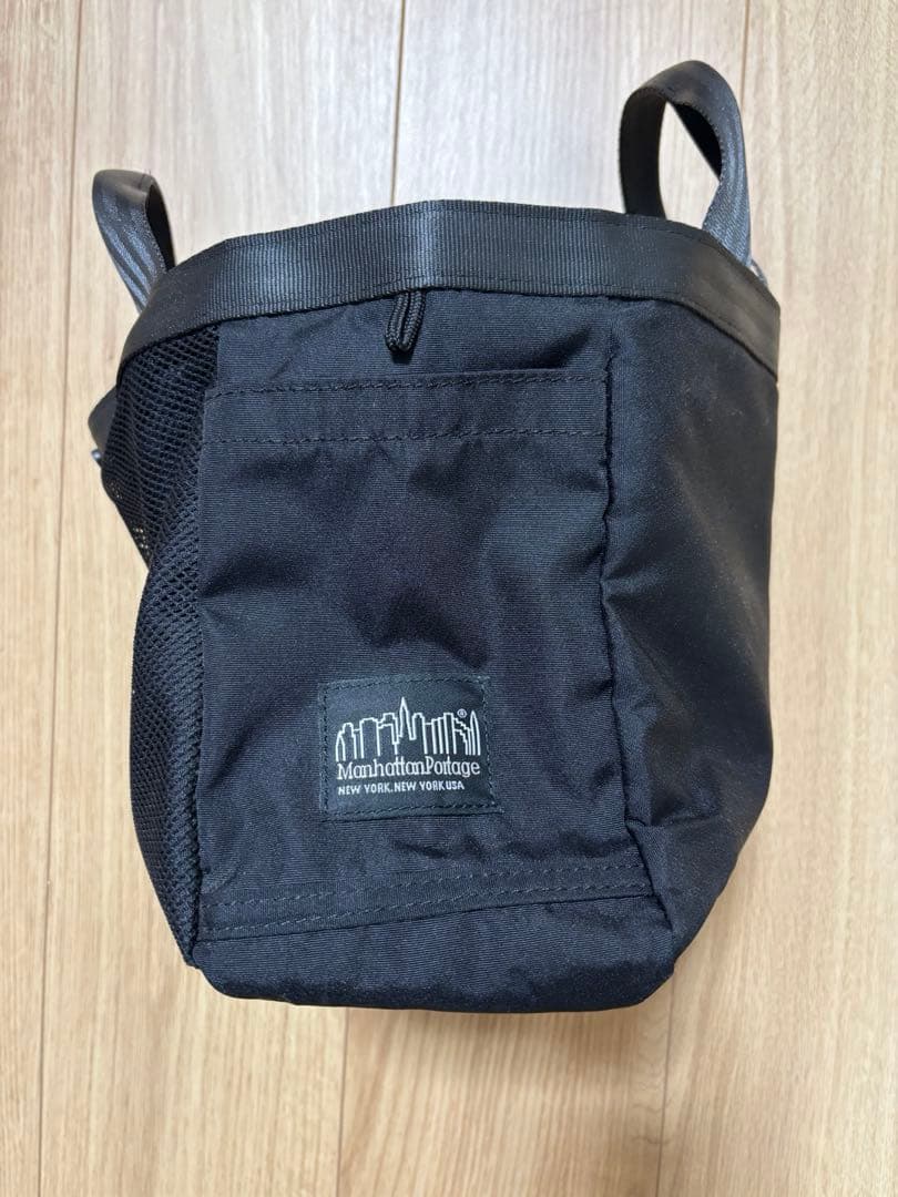 Manhattan Clubhaus ブラックトートバッグ