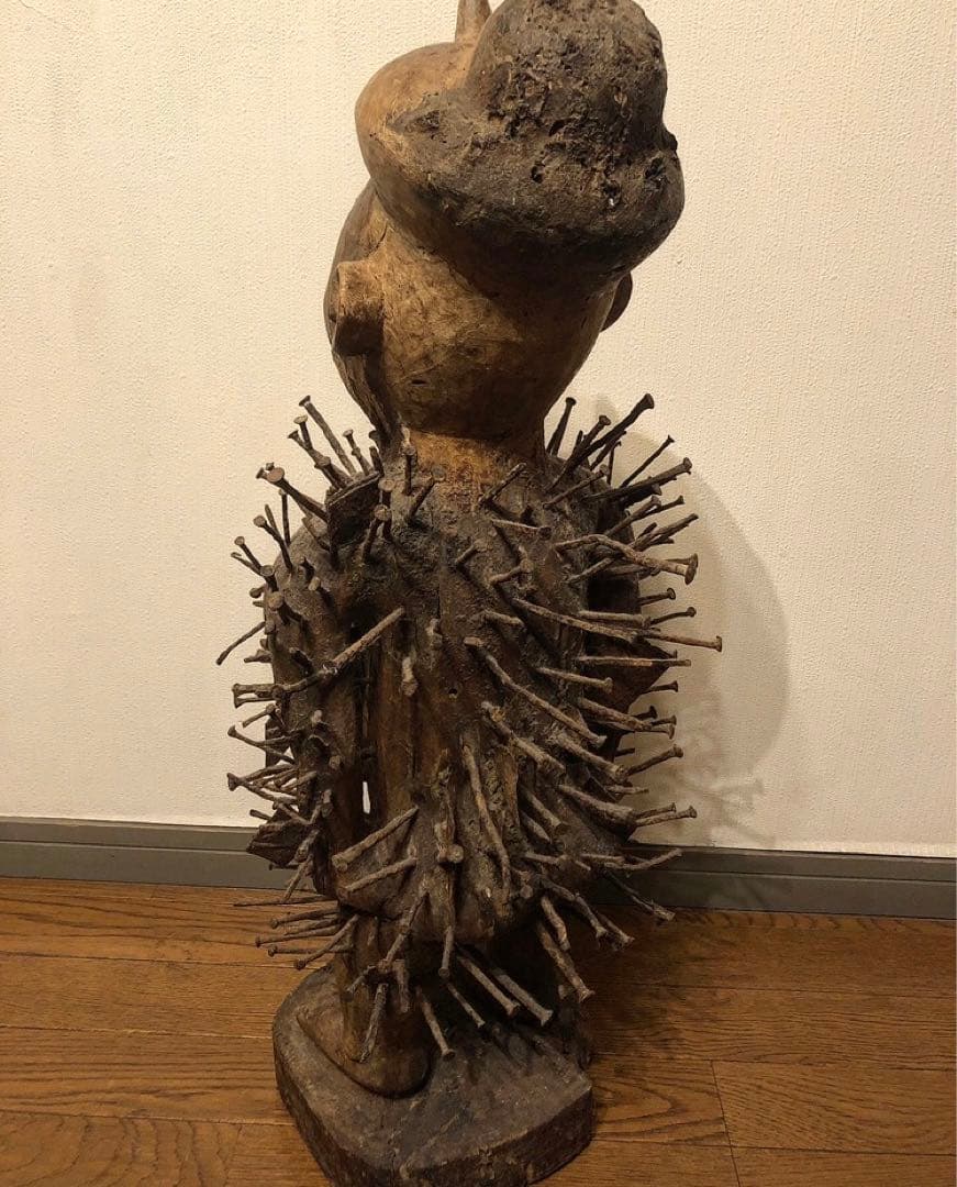 ンキシ　ンコンディ　アフリカ美術　アフリカ仮面　アフリカンアート　呪物　釘人形