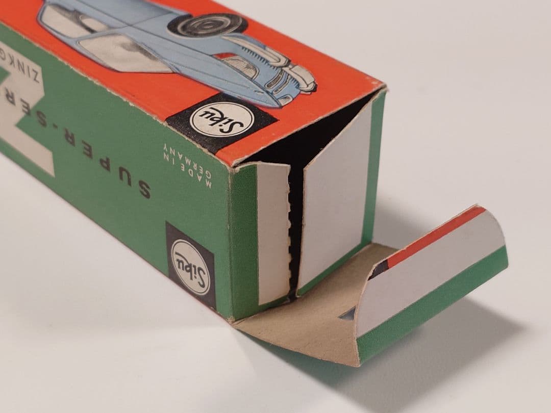 ミニカー Siku V266  2000 CS