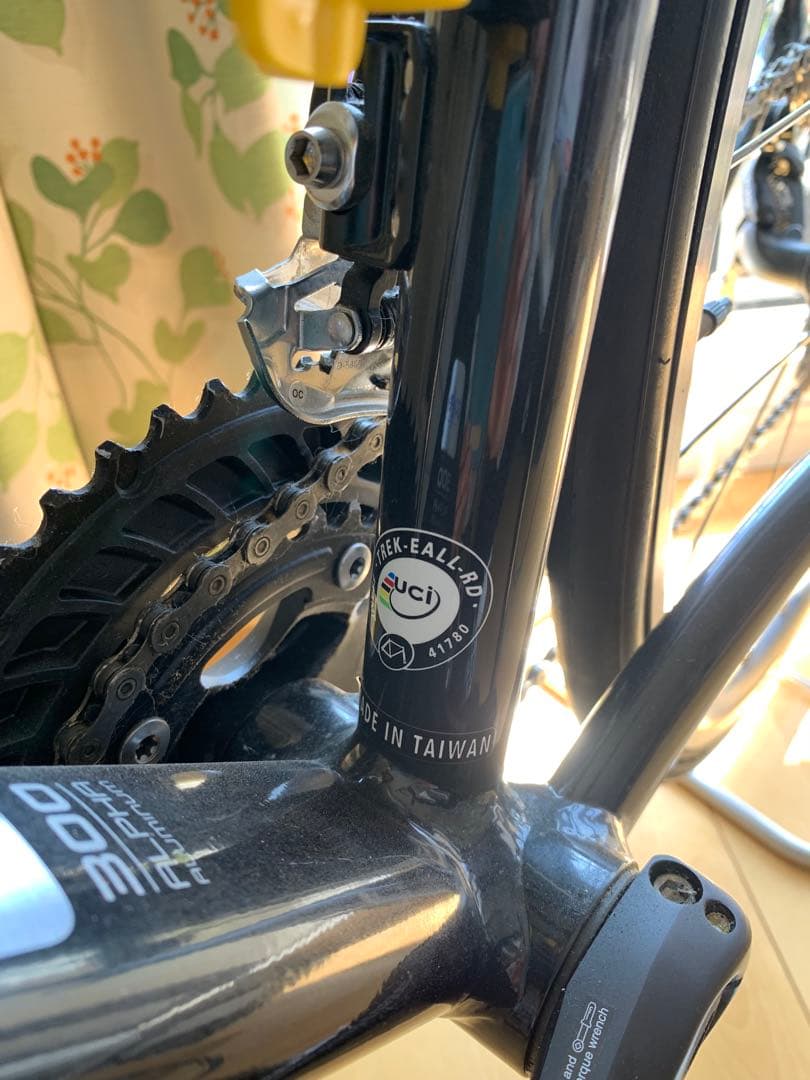 TREK EMONDA ALR4 4点セット付き