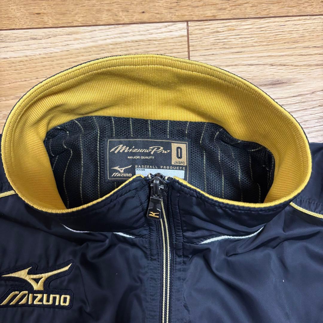 ミズノプロ mizuno proウインドブレーカー　O （XL）サイズ 黒×金