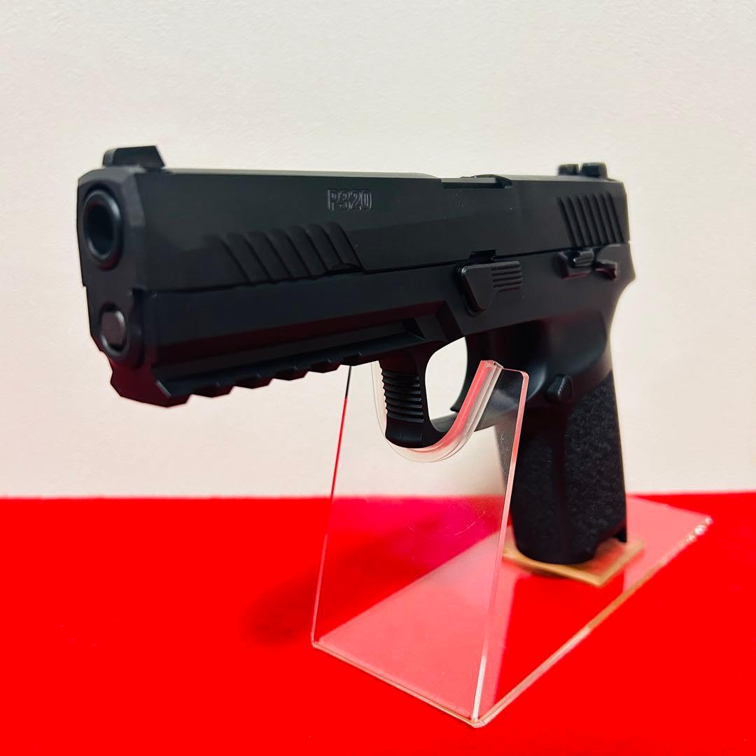 東京マルイ　P320 M17 ガスブローバック　M18