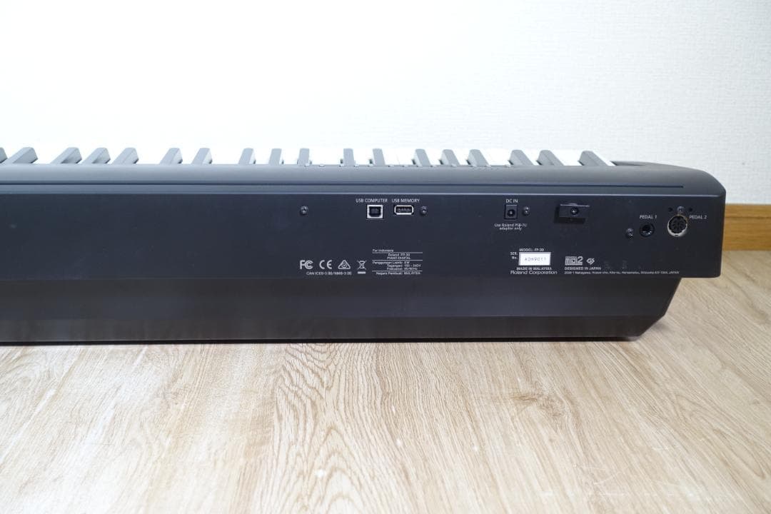 Roland FP-30　デジタルピアノ 88鍵 　ケース付属