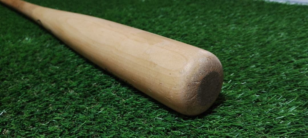 アシックス　田中広輔　木製バット　②　フレアグリップ