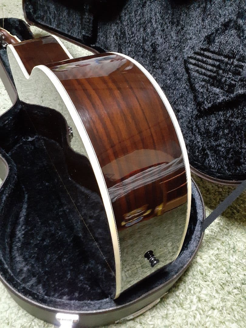 ヤイリギターケース付き　ジャンク修理済み　さユり楽譜