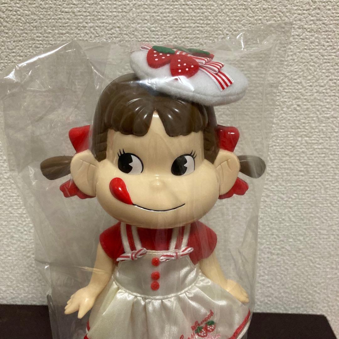 不二家のペコちゃん　2008年苺キャンペーン　お人形