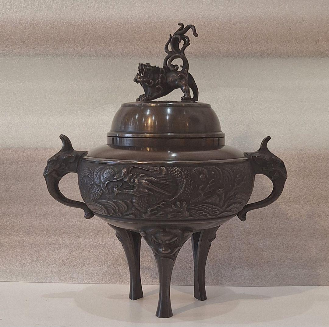 高岡銅器　龍地紋香炉