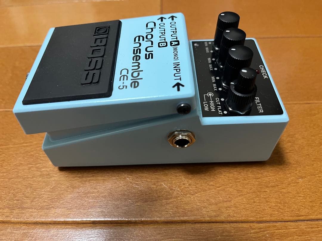 ZOOM G2 FOUR & BOSS CE-5 セット