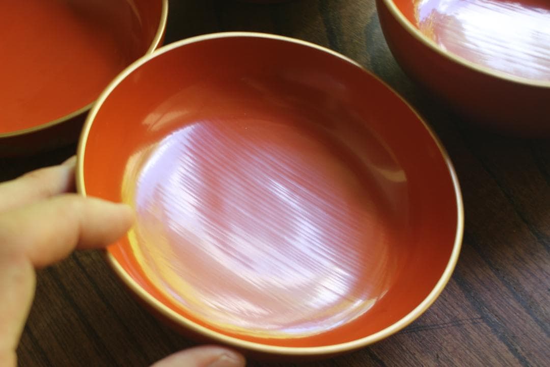 時代逸品！時代金縁朱漆に極上牡丹蝶螺鈿蒔絵の映えるお椀2点（検輪島塗蒔絵椀雑煮椀