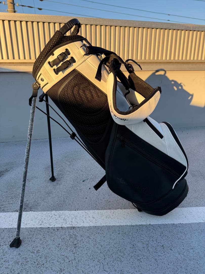 トラビスマシュー　キャディバック