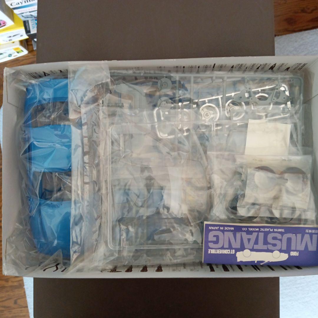 タミヤFord Mustang GT Convertible & Cobra R