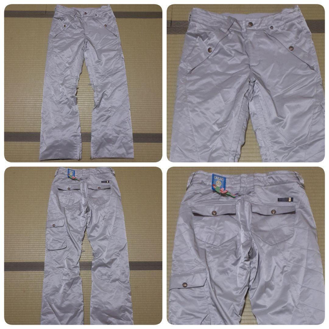 ゆ*い様 BURTON スノボウェア 上下セット　スマートで格好良いデザイン