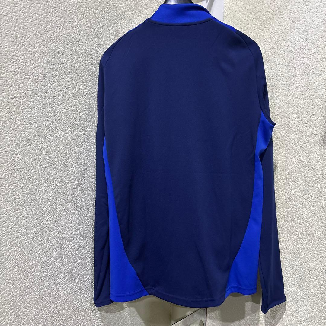 アディダストレーニングウェア新品