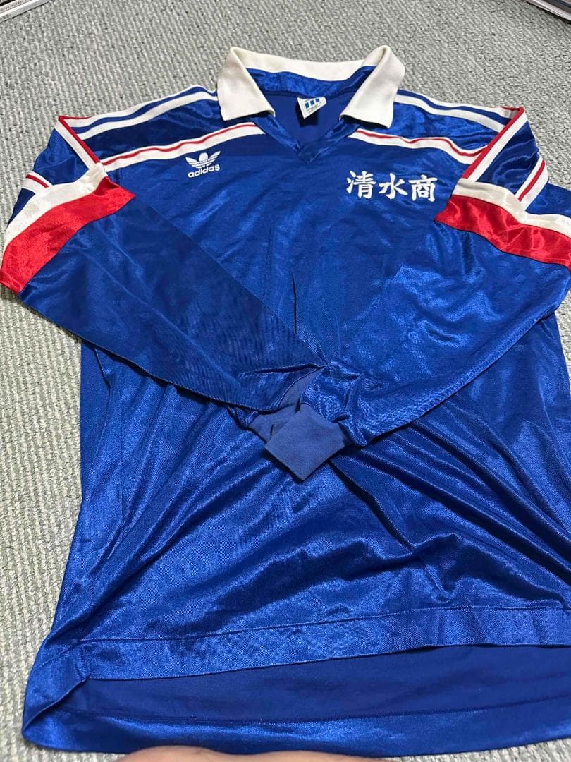 adidas 青 Vネック ピステ 10番