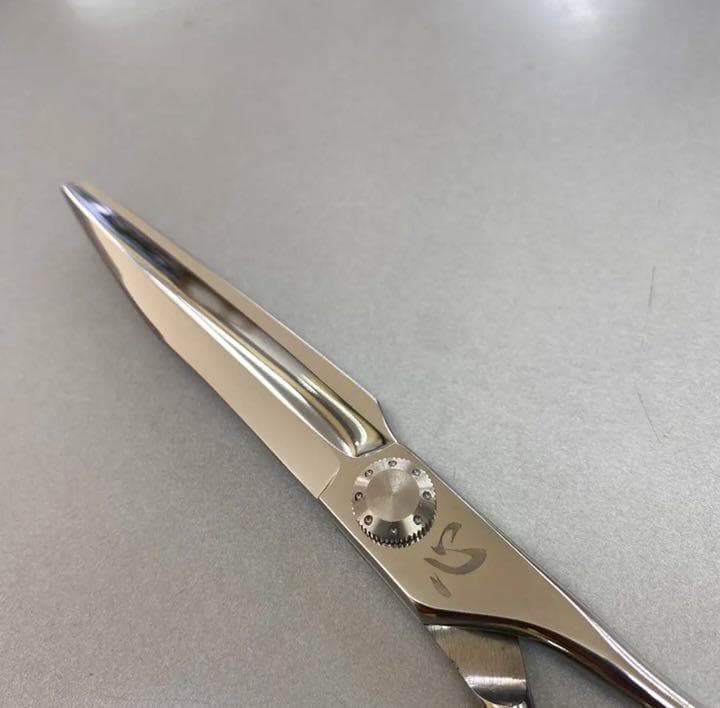 6インチシ剣刃シザー　豪快に切れるシザー　新品未使用