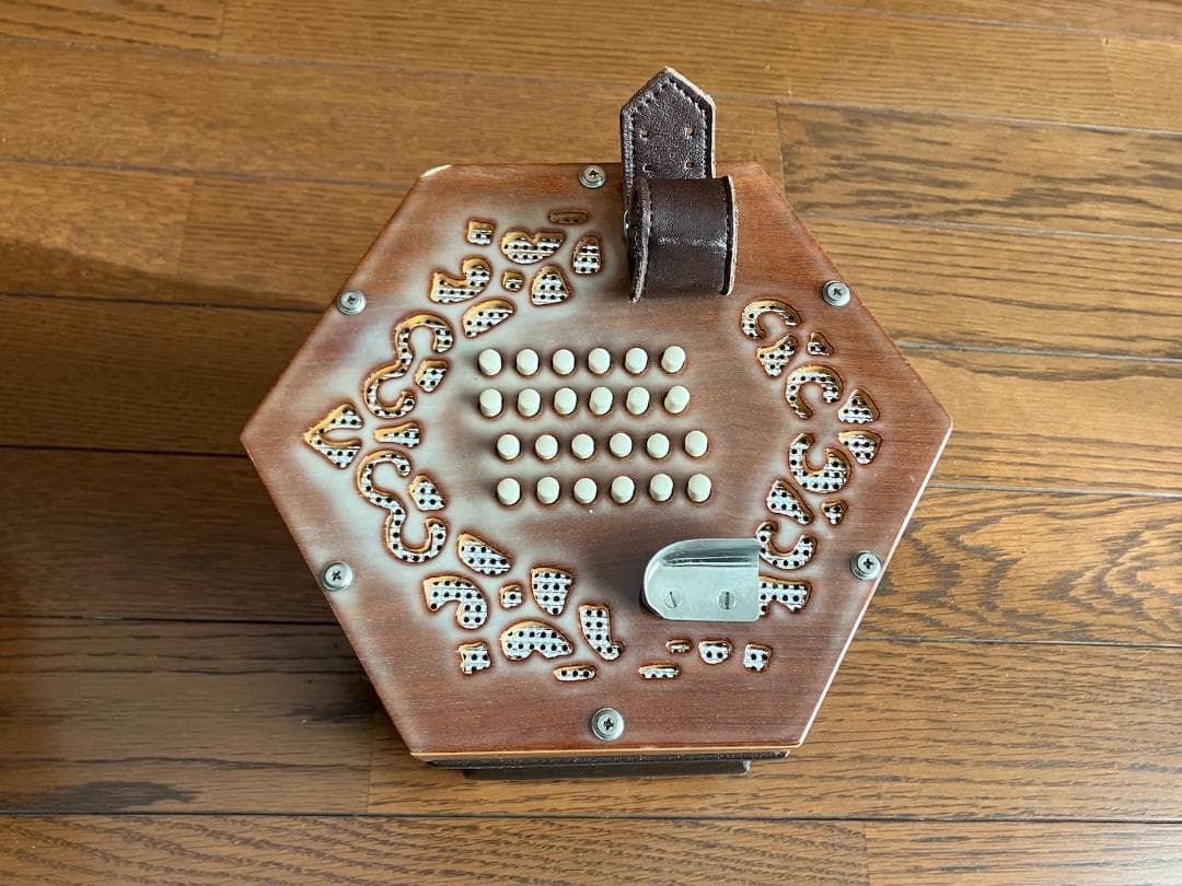 Hohner イングリッシュ・コンサーティーナ 48ボタン Treble