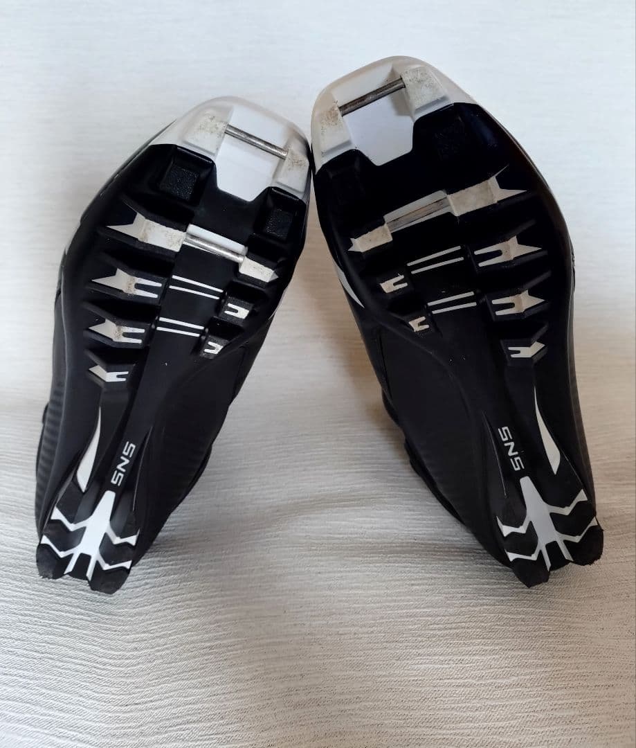 SALOMON クロスカントリースキー ブーツ SNS RS8 パイロット