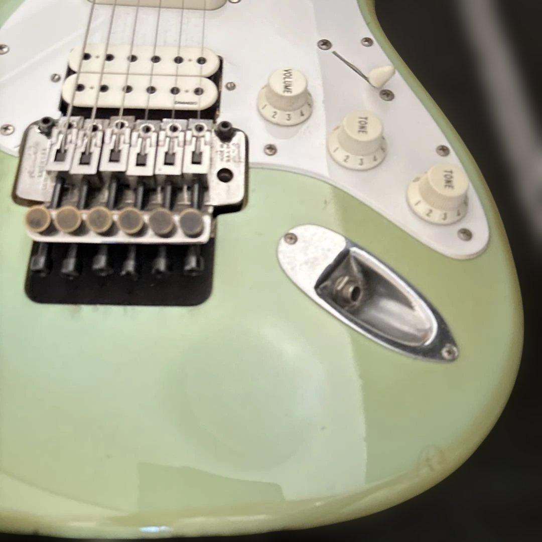 Fender JAPANストラトキャスター ＳＴＲ？フジゲン製ハードケース付き。