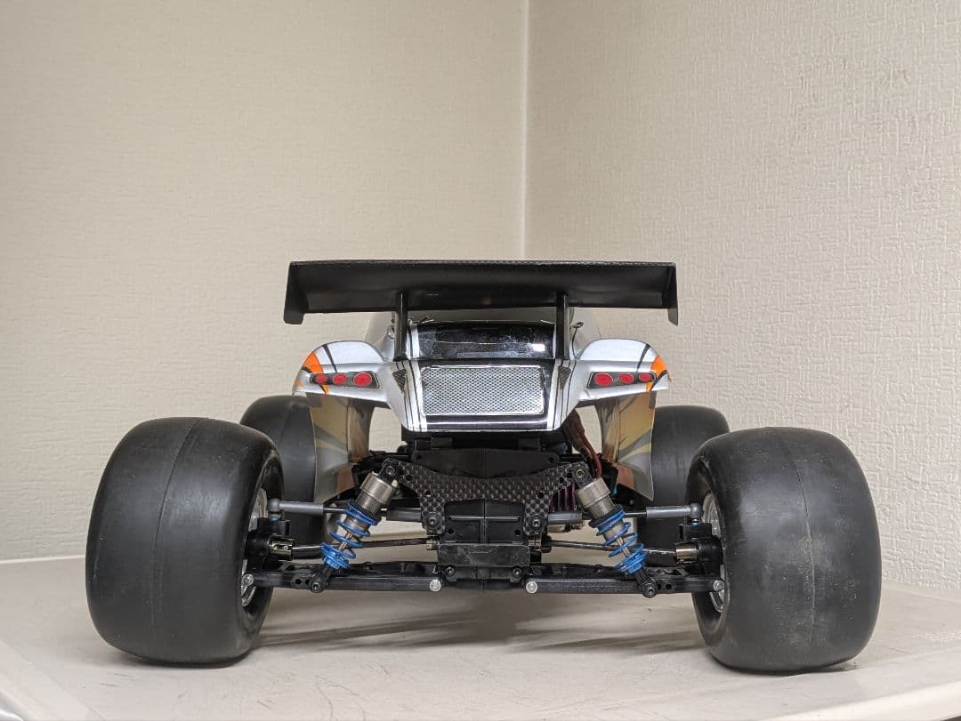 タミヤ WT01 カスタムシャーシ レストア済み