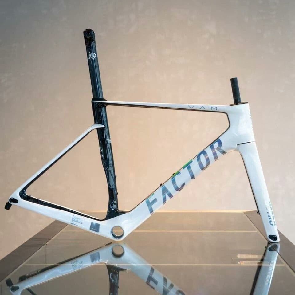 FACTOR OSTRO VAM 2.0 TEAM AMANI×RAPHA 新型