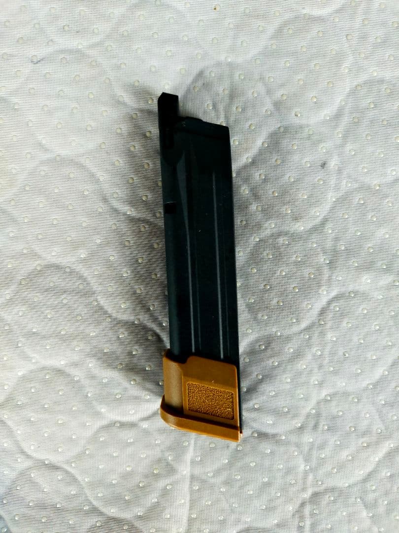 SIG M17 M18 VFC co2マガジン 改良版 02-3 TAN