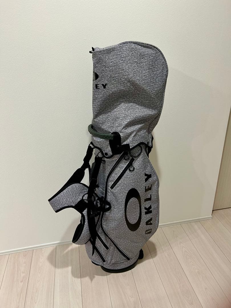 OAKLEY キャディバッグ スタンド型　グレー