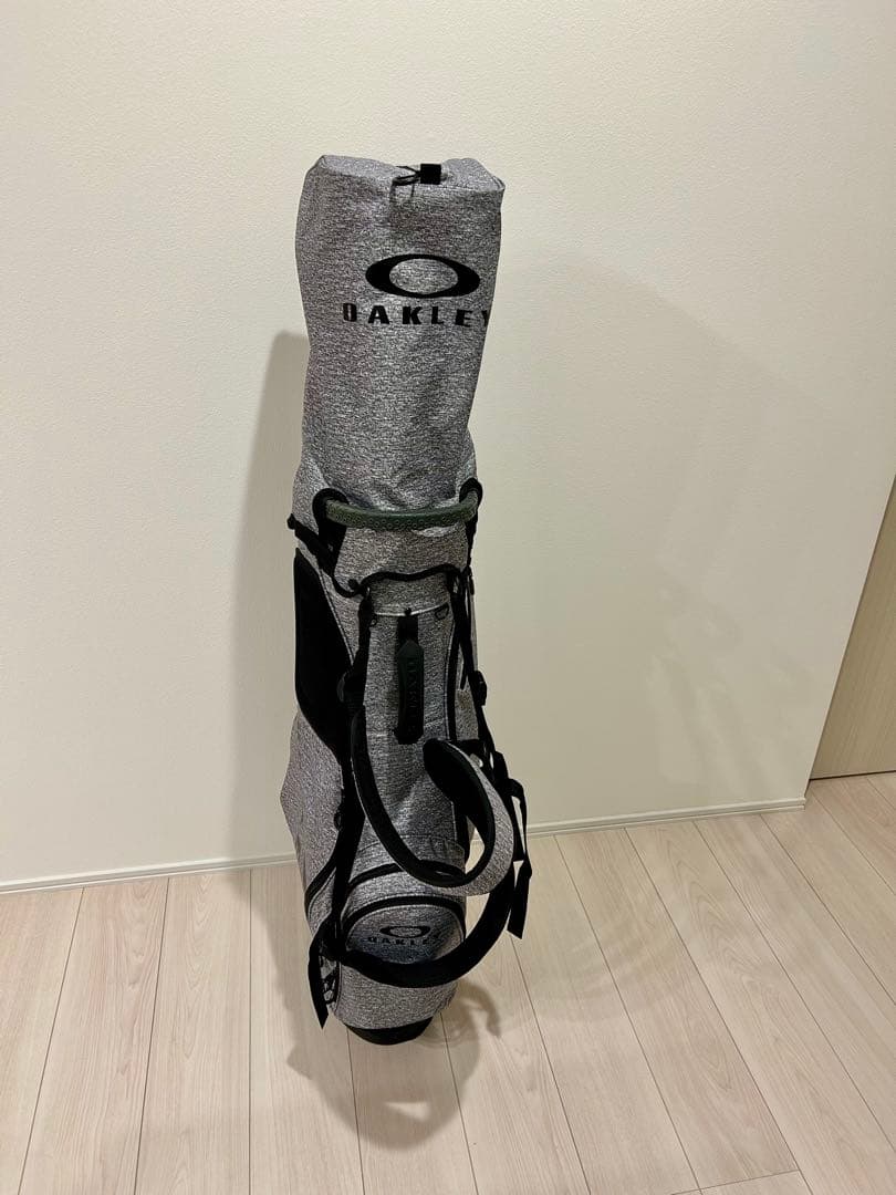 OAKLEY キャディバッグ スタンド型　グレー