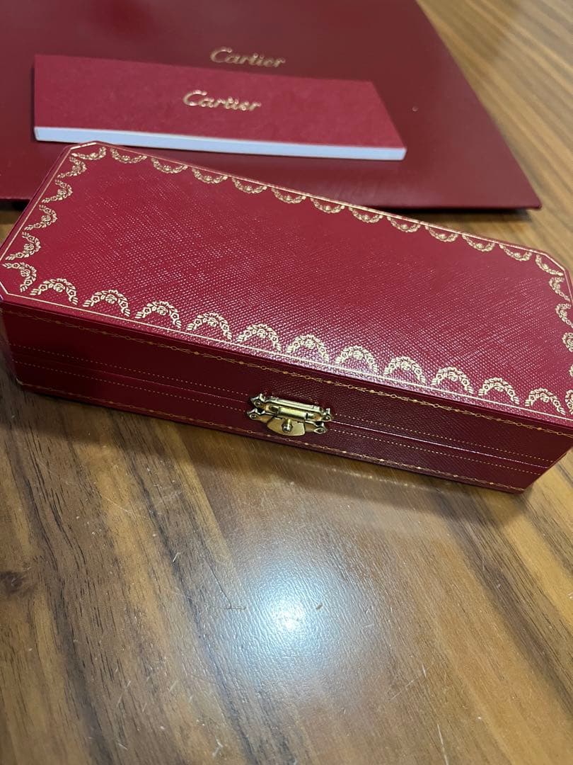 【新品未使用】Cartier ボールペン 本体 黒