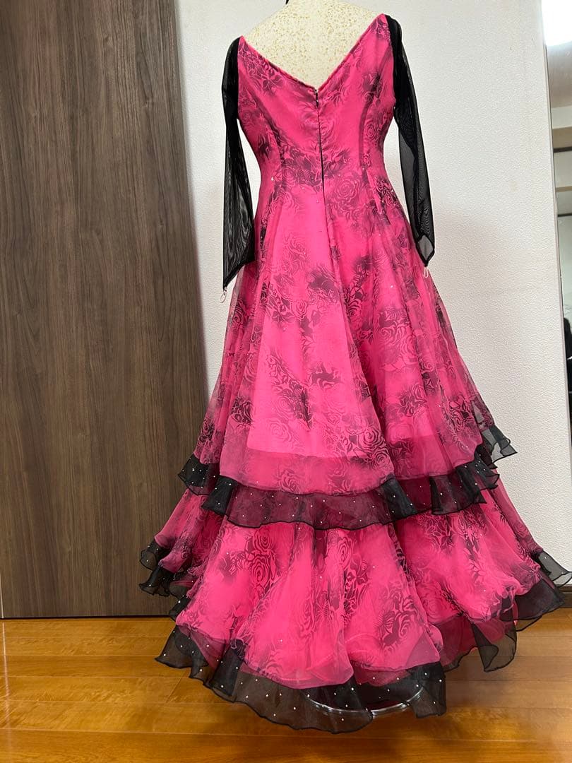 社交ダンススタンダードドレス　トライアル　パーティ　スワロフスキー　Ｌ