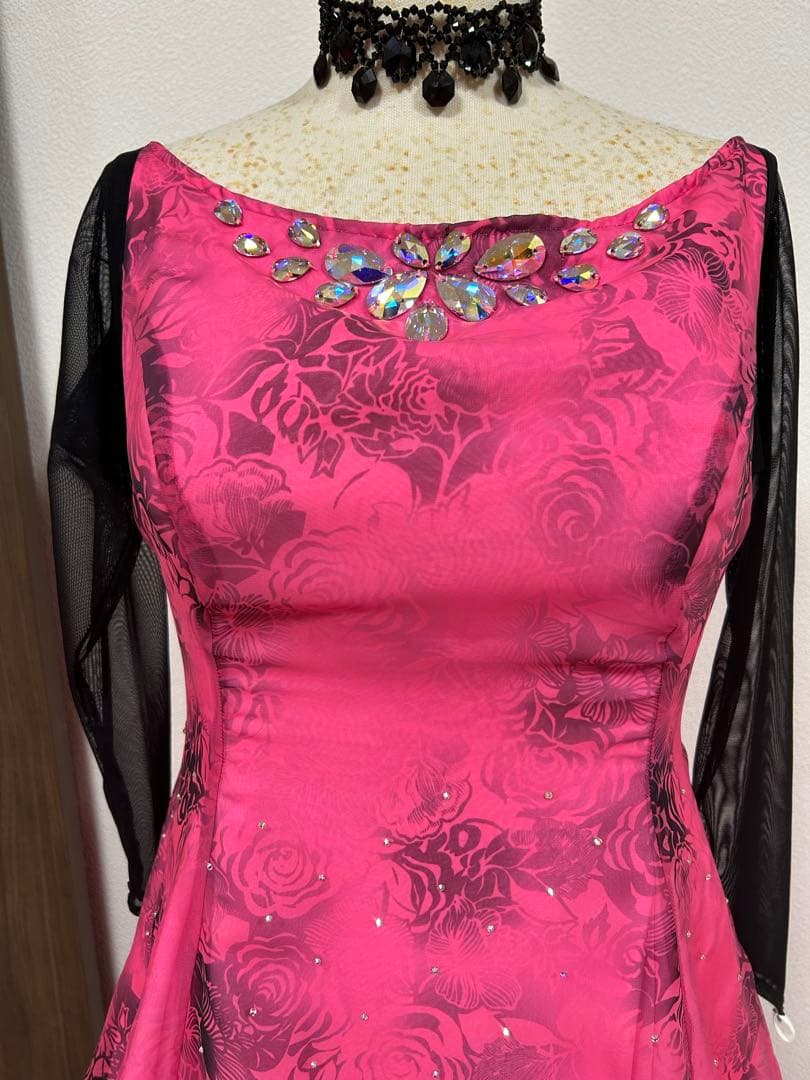 社交ダンススタンダードドレス　トライアル　パーティ　スワロフスキー　Ｌ