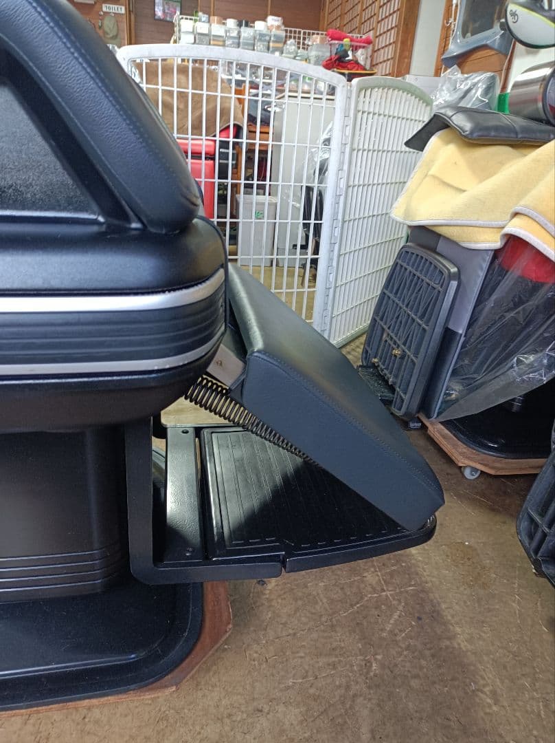 理容機器　新明和ＢＣ―１４３０