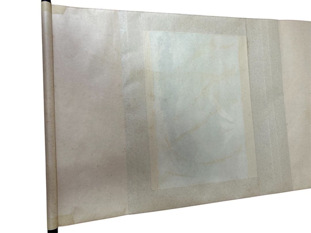 良品　横山大観　霊峰富士図　《復刻謹製》　絹本掛軸一幅　特製保存収納箱