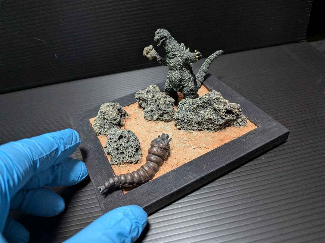 モスラ 幼虫 対 ゴジラ ジオラマ