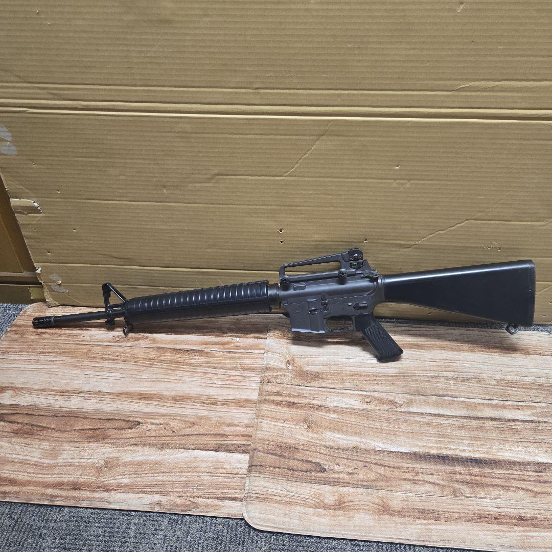 東京マルイ電動ガン コルトM16A2　マガジン付