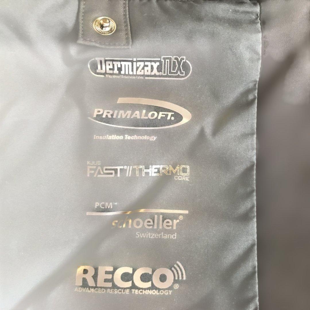 KJUS チュース　スキーウエアストレッチ中綿上下セット　L/５２サイズ　美品