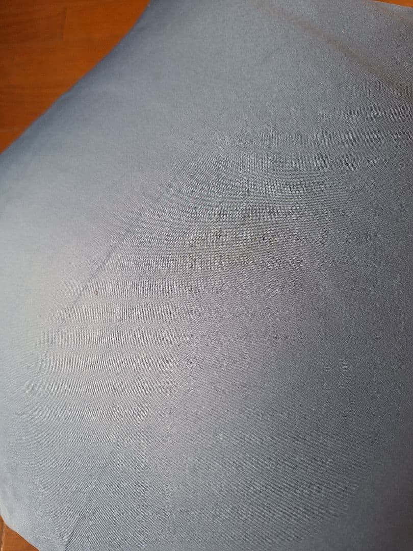 アルミシート入り寝袋　クッション収納タイプ