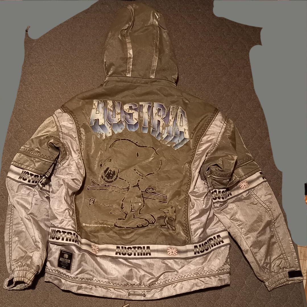 アシックス　オーストリア代表　チーム　snoopy スキージャケット　L